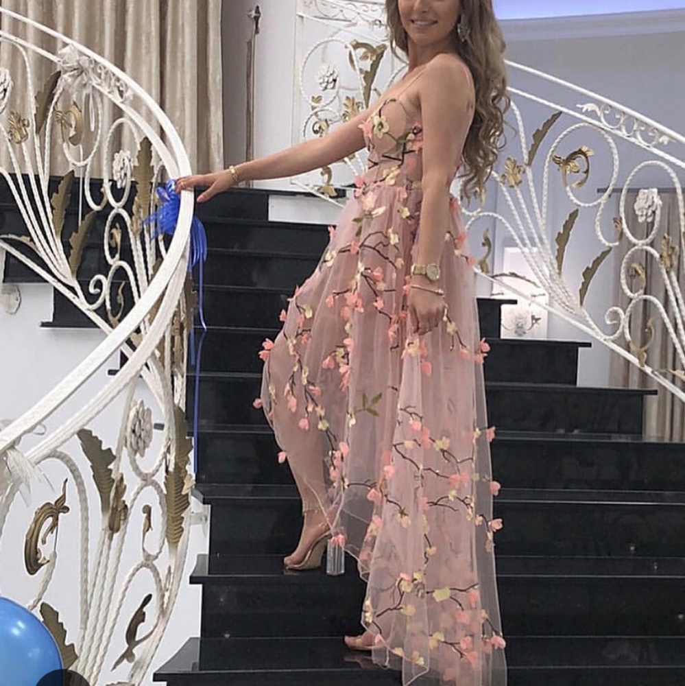 Daisy flower dress."make an offer"